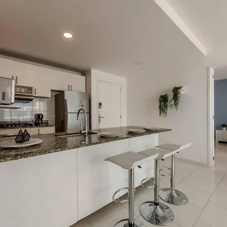 Spectacular - Ocean View - Beautiful Pools Apartamento *