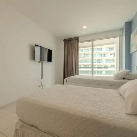 Spectacular - Ocean View - Beautiful Pools * Cartagena